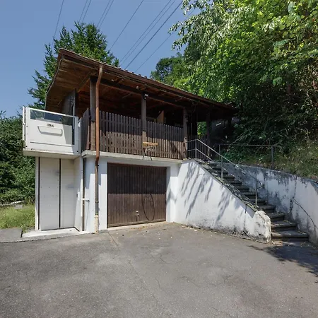 Hébergement de vacances Guldeli By Interhome Kandergrund